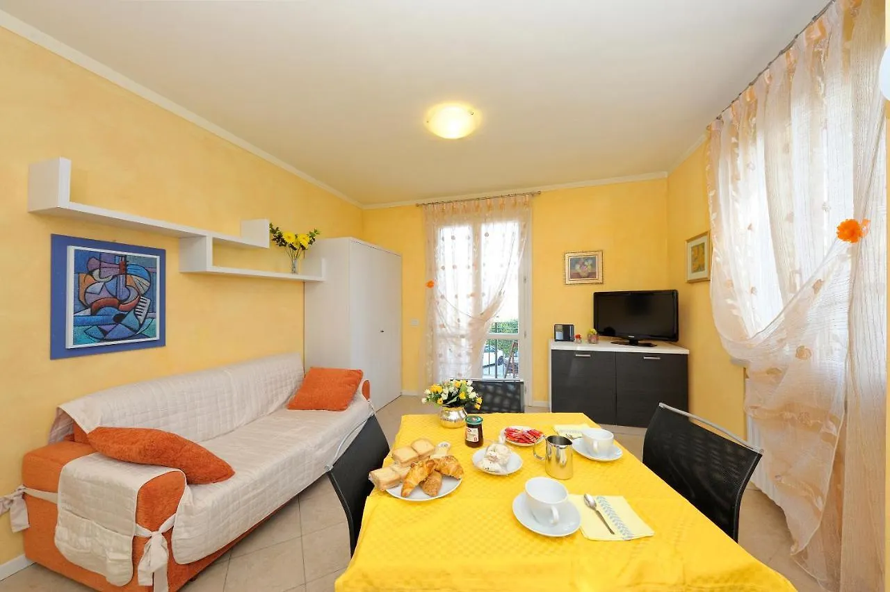 Appartamento Mimosa Centro Salo' Italy