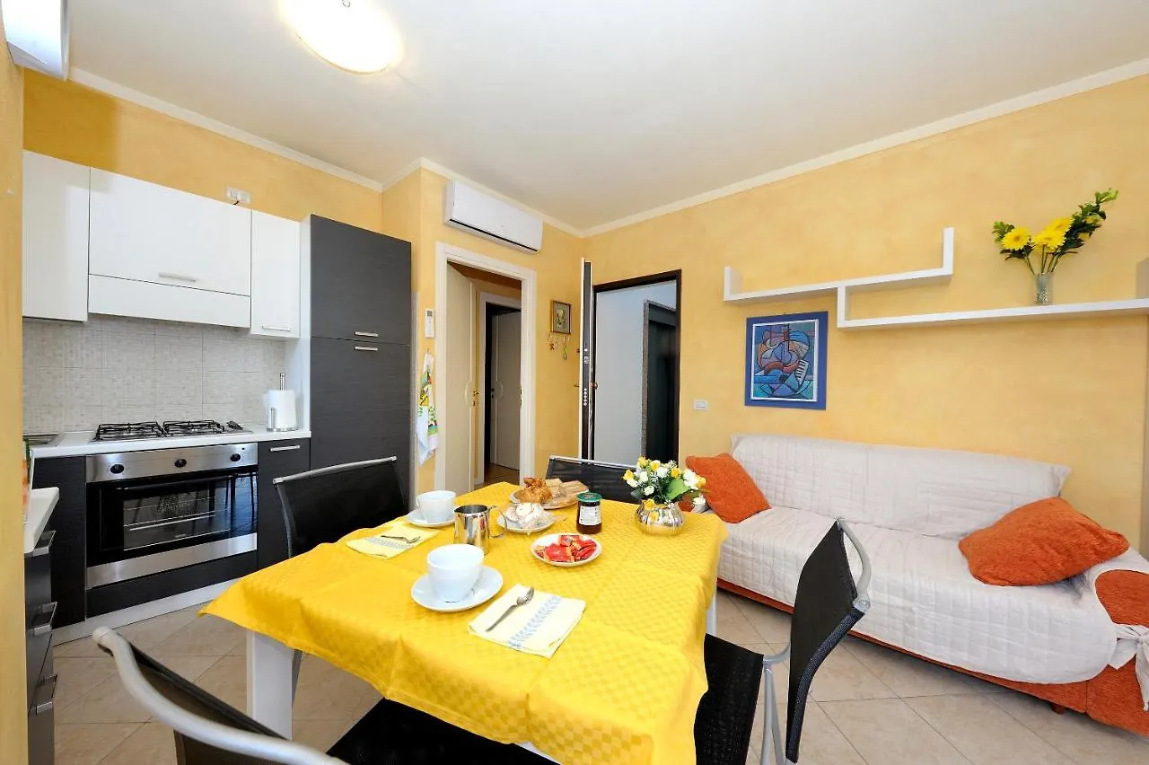 Appartement Appartamento Mimosa Centro Salo'